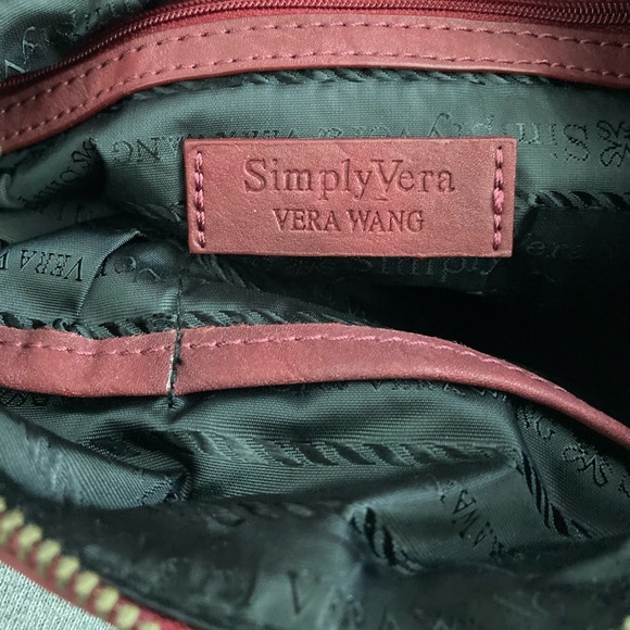 NEW with tags. Red Simply Vera, Vera Wang purse - Picture 6 of 6
